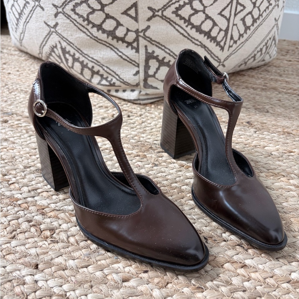 ZARA Mary Jane’s Block Heel T-Strap Brown Sz 35/US 5